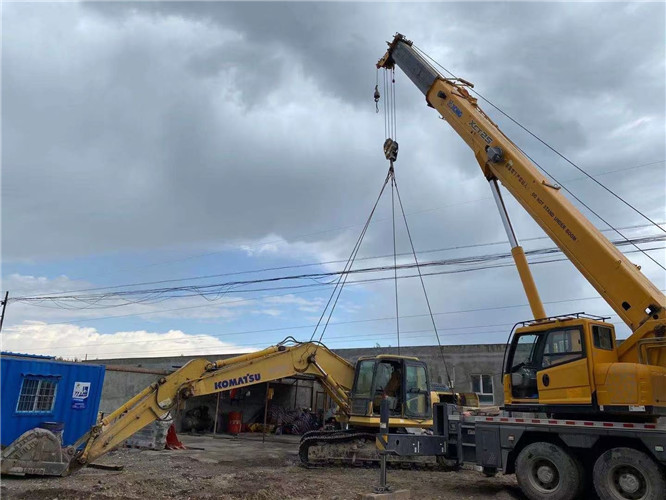 抚松县25吨吊车的工作半径是多少？